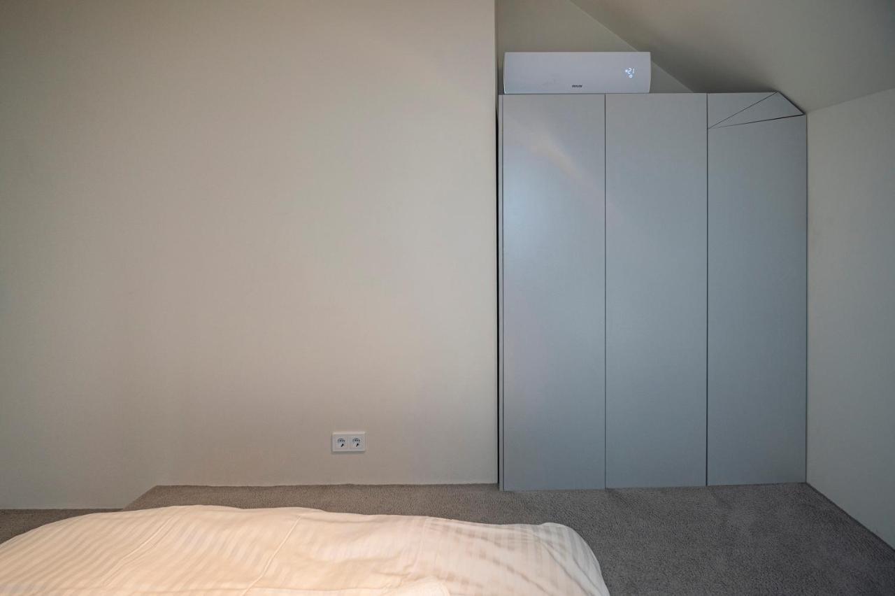 Loft 1 Bd Old Town Apartment By Hostlovers Kaunas Exterior photo