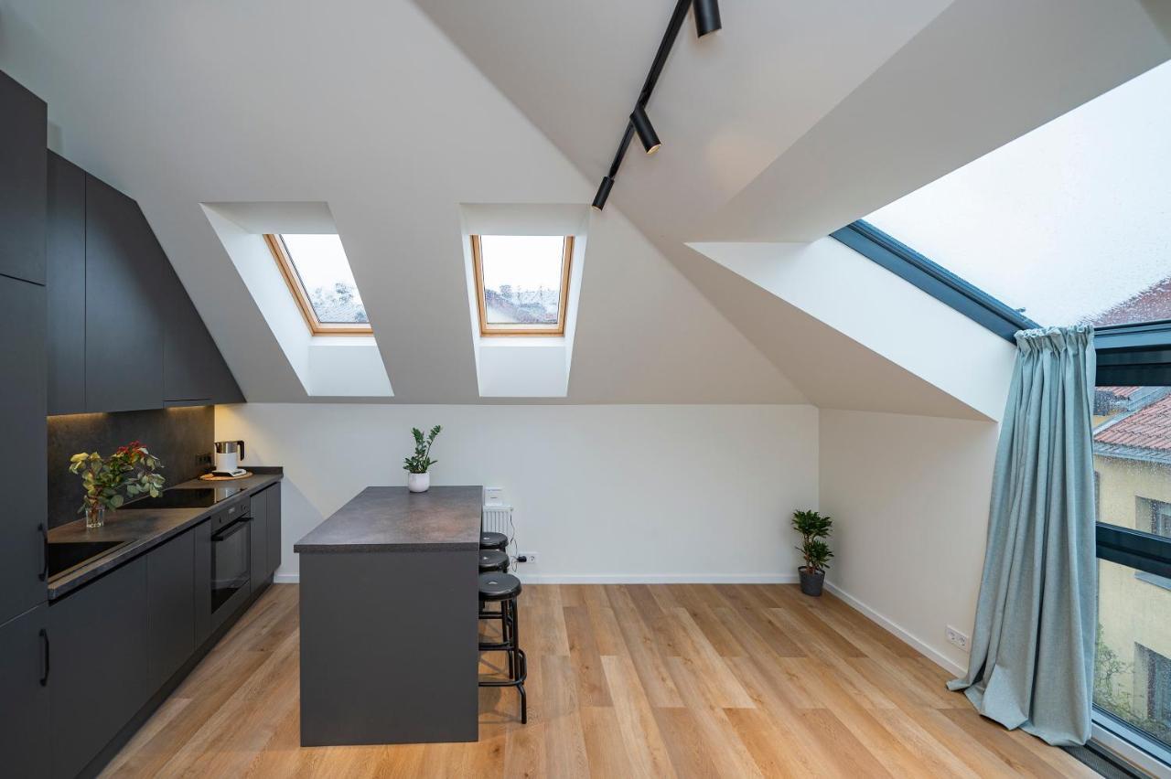 Loft 1 Bd Old Town Apartment By Hostlovers Kaunas Exterior photo